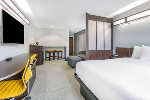 Microtel Inn & Suites by Wyndham Austin Airport — photo 8