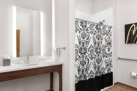 Homewood Suites by Hilton Nashville Downtown — photo 4