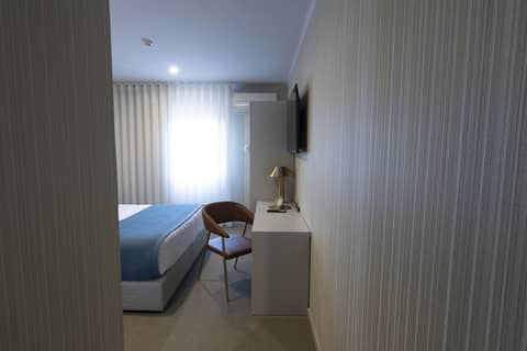 Standard Double or Twin Room — the supplier's photographs — photo 1